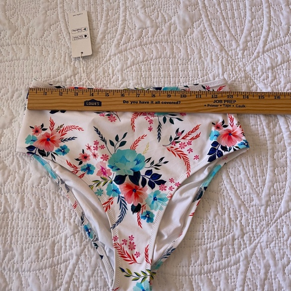 NWT Cupshe Swim Bottoms Floral size M - Picture 7 of 8